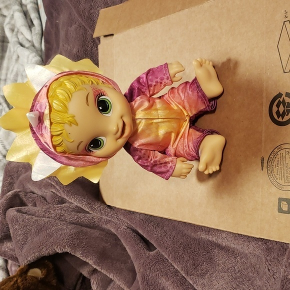Baby Alive Dinosaur‎ baby